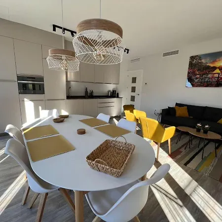 Apartment Holidays2malaga Alta Downtown Pool Paddle And Parking New Building Malaga